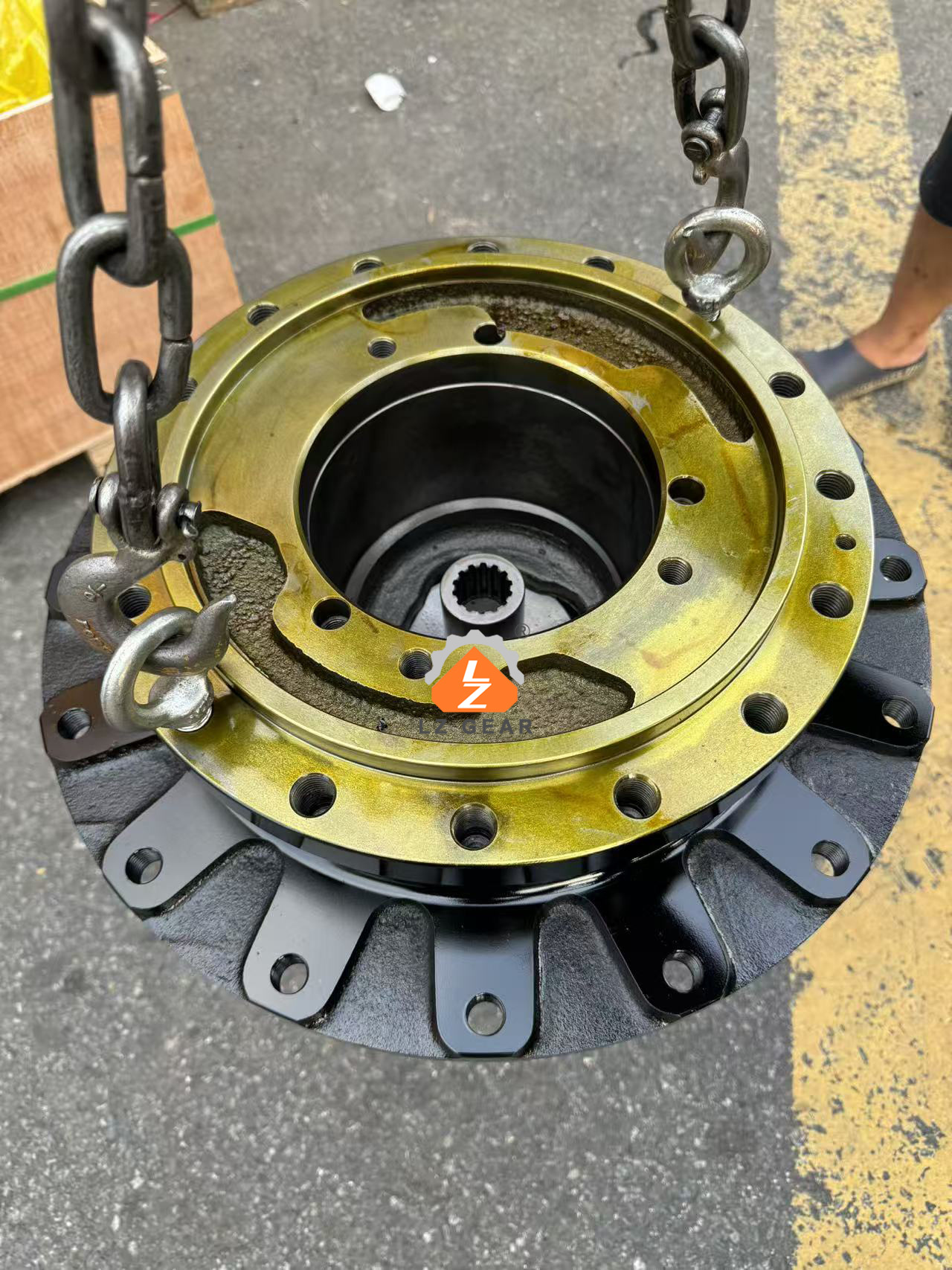 LI ZUAN E320GC Excavator Travel Final Drive Sprocket Hub
