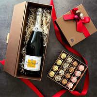 Emballage unique en papier magnétique Boîte cadeau pour enfants avec diviseur Boîtes en carton à chocolat de mariage personnalisées