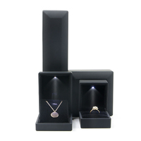 Fadeli Fashion – boîte à bijoux en cuir avec lumière LED, boîte à bagues, Bracelet, collier, emballage, boîtes à bijoux Led