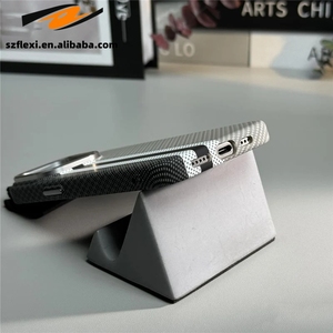 Ốp lưng <span class=keywords><strong>iPhone</strong></span> 16 15 14 13 12 Pro Max chất liệu sợ<span class=keywords><strong>i</strong></span> carbon giả màu, viền kim loạ<span class=keywords><strong>i</strong></span>, hỗ trợ sạc không dây, cứng cáp - Product Image 6