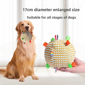 Juguete de Pelota Suave y Resistente para Entrenamiento de Mascotas con Sonido de Campana y Cuerda para Lanzar, para Perros y Gatos, Resistente a Mordidas, Juguete para Masticar y Limpiar los Dientes - Product Image 3