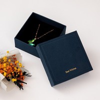 Boîte à bijoux rigide de luxe avec logo personnalisé, boîte à anneaux, boucles d'oreilles, colliers, emballage cadeau, OEM, vente en gros