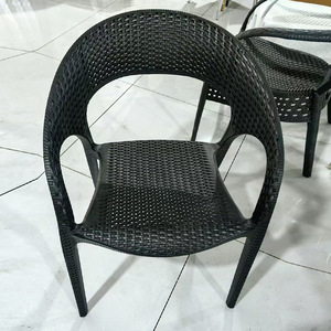 Fauteuil monobloc avec texture en rotin tressé pour hôtel, complexe hôtelier, bord de piscine - Product Image 2