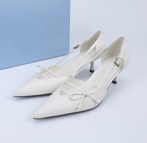 Sandalias de Mujer con Tacón Alto y Tiras Laterales con Lazo, Cierre Metálico y Amarre Trasero, Estilo Primavera/Verano 2026 - Product Image 3