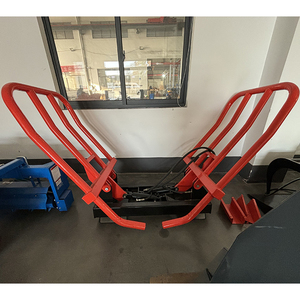 Pinza Idraulica AGT per Balle di Fieno, Attrezzo per Caricatori Skid Steer - Product Image 3
