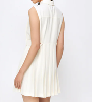 Mini robe élégante sans manches plissée Boutique de vêtements pour femmes Fabricant sur mesure Mode printemps-été de haute qualité