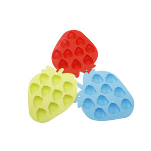 Molde personalizado de silicona <span class=keywords><strong>para</strong></span> golosinas de perro con forma de fresa <span class=keywords><strong>para</strong></span> hacer aperitivos <span class=keywords><strong>para</strong></span> mascotas DIY sabores personalizados moldes <span class=keywords><strong>para</strong></span> aperitivos <span class=keywords><strong>para</strong></span> mascotas - Product Image 1