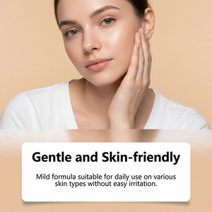 Crema Viso Illuminante e Idratante al Niacinamide per la Cura della Pelle del Viso, Uniforma il Tono della Pelle, Idratante Leggera e Assorbibile - Product Image 2