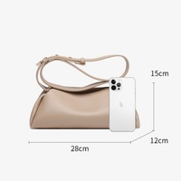 Vente en gros Nouveau sac à bandoulière design élégant en cuir PU souple oreiller personnalisé de luxe sac à main mode dames sac de messager décontracté