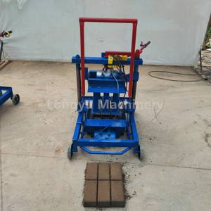 Petite machine à briques <span class=keywords><strong>de</strong></span> ponte Petite machine à presser les briques Outils <span class=keywords><strong>de</strong></span> maçonnerie mobiles - Product Image 3