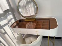 2025 Rock Board luxe verre coiffeuse moderne Simple chambre Design haut de gamme petit maquillage vanité Internet célébrités bois