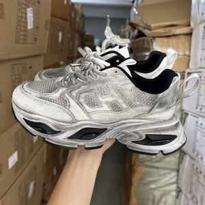 Chaussures de sport, sandales et baskets de haute qualité, neuves, en stock, confortables pour l'été, vente en gros au prix le plus bas - Product Image 6