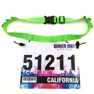 Cintura Elastica Riutilizzabile Antiscivolo per Numero di Gara con 6 Anelli per Gel e Logo Personalizzato per Maratona e Triathlon - Product Image 1