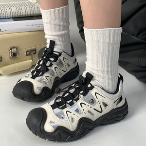 รองเท้าวิ่งพื้นหนาขายส่งจากโรงงาน ขายดี ระบายอากาศได้ดี ผลิตจากผ้าตาข่ายและ PU พื้นรองเท้าด้านนอกทำจากยาง หลายสี ใส่ได้ทุกวัน - Product Image 4