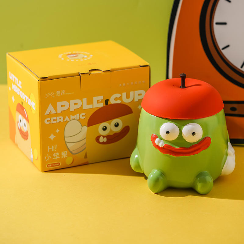 แก้วตลกแอปเปิ้ลเขียว