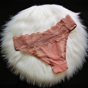 Culottes string sexy en dentelle européenne et américaine, taille basse, semi-couvrantes, transparentes et séduisantes. - Product Image 3
