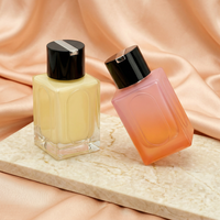 Flacon de parfum en verre personnalisé de 100 ml, design moderne et luxueux, avec pompe, qualité supérieure, vente en gros