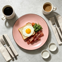 Assiette de présentation en porcelaine rose brillante avec bord foncé, design personnalisé, classique, 19 cm, passe au lave-vaisselle, pour mariages, fêtes et décorations de table à la maison