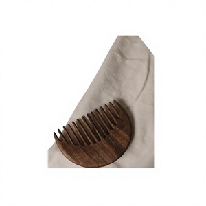 Étagère rectangulaire en bois poli faite à la main - Décoration d'intérieur - Product Image 1