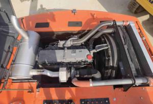 Excavatrice sur pneus Hitachi ZX350 ZAxis 120 d'occasion, 35 tonnes, marque japonaise, moteur ISUZU, modèle 2016 - Product Image 5