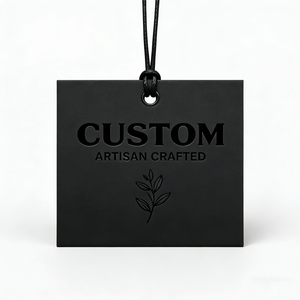 Etiquetas de Ropa Personalizadas con Logotipo 3D, en Forma Rectangular, Corte Láser, Material No Tejido, con Relieve - Product Image 1