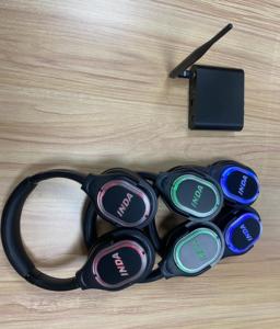 Ensemble de casques sans fil en cuir et métal pour disco silencieux, avec émetteur RF998B, 3 canaux, pour soirées DJ et clubbing silencieux - Vente en gros - Product Image 6