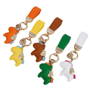 Llavero de aleación con dos anillos de caballo pequeño y lindo <span class=keywords><strong>Kaiku</strong></span> para mujer, con dije de animal, impresión UV, estilo de dibujos animados, ligero, coleccionable - Product Image 4