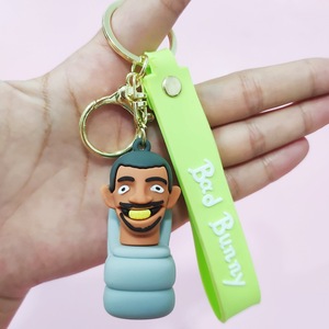 Llavero de Juguete <span class=keywords><strong>con</strong></span> Forma de <span class=keywords><strong>Hombre</strong></span> de Baño y <span class=keywords><strong>Hombre</strong></span> de Monitoreo de Audio, Accesorio para Bolsos y Coches, para Hombres y Mujeres - Product Image 4