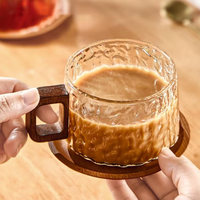 Thee-mokjesset van hoog borosilicaatglas met houten handvat, hittebestendig, BPA-vrij, vaatwasser- en magnetronbestendig voor warme/koude dranken