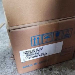 Động cơ servo bao gồm SGMAS-01ACAHB61, <span class=keywords><strong>SGMAH</strong></span>-<span class=keywords><strong>08A1A61D</strong></span>-<span class=keywords><strong>OY</strong></span>, <span class=keywords><strong>SGMAH</strong></span>-A5A1A-SM21, SGMPH-02ABA21, SGMJV-A5A3AH161, SGM-01A3SU11 - Product Image 6