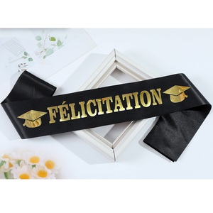 สายสะพายผ้าซาตินพร้อมตัวอักษรฟอยล์สีทองสำหรับแสดงความยินดีกับบัณฑิตชั้นปี 2026 เหมาะสำหรับบัณฑิตปริญญาตรีและปริญญาโท - Product Image 2