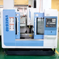 Centre d'usinage vertical CNC le plus vendu de Chine VMC 640 prix de la fraiseuse CNC de vente directe d'usine VMC 640