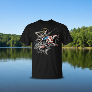 Camiseta de pescador con diseño de calavera de pez y bandera americana - Product Image 3
