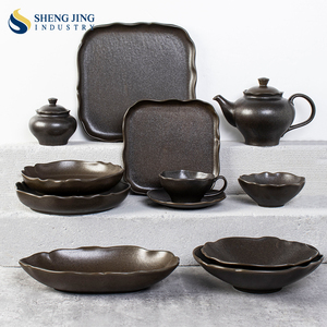 Ensemble de <span class=keywords><strong>vaisselle</strong></span> de style vintage européen, de couleur marron, de qualité supérieure, assiettes en céramique résistantes au micro-ondes, pour hôtels et services - Product Image 1