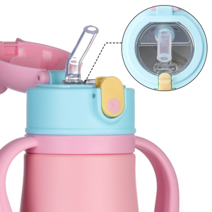 Vente en gros Bouteille d'eau personnalisée pour enfants Cadeaux de rentrée des classes Tasse pour enfants personnalisée avec <span class=keywords><strong>cintre</strong></span> - Product Image 1