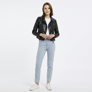 Chaqueta de Cuero Clásica para Mujer, Estilo Bomber, Piel Vacuna Suave, Moderna, Cómoda y Transpirable - Product Image 6