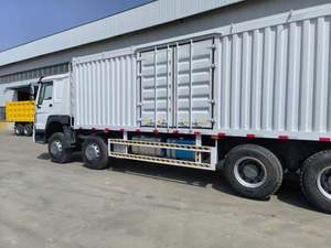 Dijual kotak kargo Van SINOTRUK HOWO 6x4 yang dipakai tugas ringan - Product Image 4