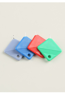 Enfile-Aiguille Rapide Multicolore pour Aiguille à Piquer, Outil d'Enfilage en Plastique Carré pour Bricolage à la Maison - Product Image 5