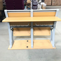Chaise d'école à dossier en acier au design moderne avec siège pliant en bois accoudoir fixe échelle table de salle de conférence pour les étudiants du collège
