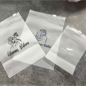 May Quần Áo Đóng Gói Với Logo Riêng Tùy Chỉnh Bao Bì LDPE Mua Sắm Túi In Ấn Xử Lý Túi Nhựa Với Logo Riêng