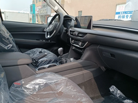 Tunland G7 pick-up chinois 4WD camion automatique avec caméra arrière de taille de pneu RHD/LHD R18 nouvelles voitures LHD à vendre G9