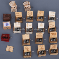 Boîte à musique à manivelle artisanale en bois / Décorations de Noël / Boîte à musique en bois mobile