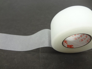 <span class=keywords><strong>Cinta</strong></span> <span class=keywords><strong>transparente</strong></span> de microporos para extensiones de pestañas, Material PE, 3M - Product Image 6