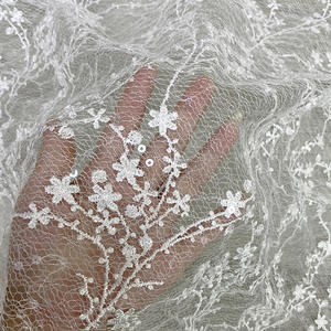 140cm élégant <span class=keywords><strong>blanc</strong></span> Floral dentelle robe de haute qualité en mousseline de soie robe de mariée robe de soirée nuptiale personnalisé dentelle tissu en gros - Product Image 3