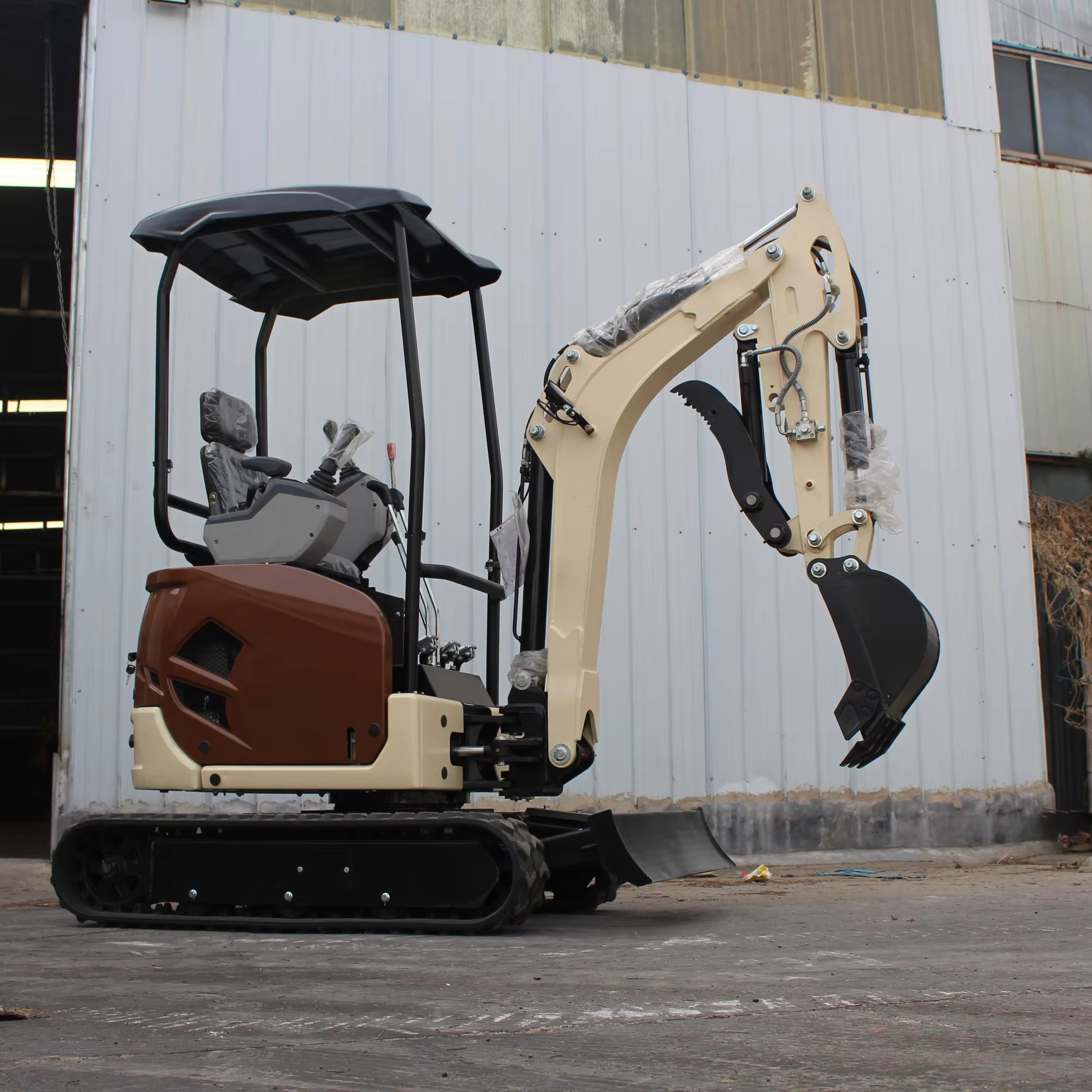 Factory Sale Excavator Machine Strong Drive Joystick Excavator Stable Performance 0.8 Ton 1.2 Ton 1.5 Ton 1.8 Ton Excavator