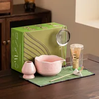 Ensemble de thé matcha en céramique 4 pièces, comprenant un support pour livre, un fouet, une cuillère, un bol, des accessoires pour le thé matcha