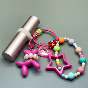 Bouteille de pulvérisation d'atomiseur de parfum rechargeable remplie de fond rond en plastique de luxe <span class=keywords><strong>vide</strong></span> de 5ml avec porte-<span class=keywords><strong>clés</strong></span> pour cadeaux - Product Image 4