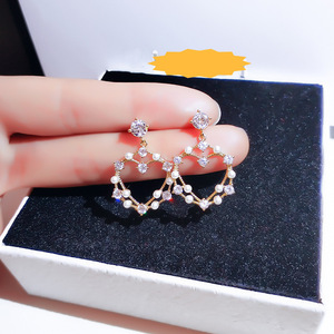Orecchini pendenti Sweet Cool Heart con zirconi, gioielli da donna con perle finte, adatti a tutti gli stili - Product Image 2