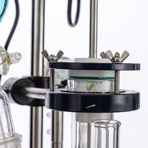 Réacteur en verre de laboratoire de 5 L avec écran numérique, contrôleur de commande automatique, supports en acier inoxydable, conception monocouche en verre GG-17 - Product Image 2