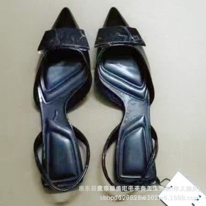 Sandalias Planas para Mujer, Nuevas 2025, con Suela Gruesa, Zapatos de Mujer con una Correa, Hebilla Metálica, Punta Abierta, Sandalias de Moda, Pantuflas Femeninas - Product Image 4